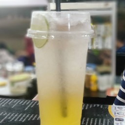 บ๋วยน้ำผึ้งโซดา