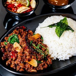 กะเพราหอม กะเพราหอม:ร้านเนตะกริล