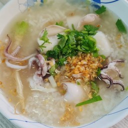 ข้าวต้มปลาหมึก