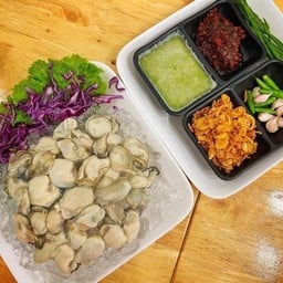 หอยนางรมทรงเครื่อง