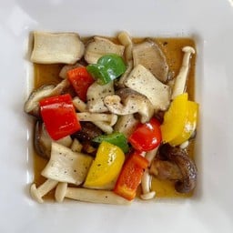 ผัดเห็ดน้ำมันหอย