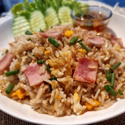 ข้าวผัดแฮม