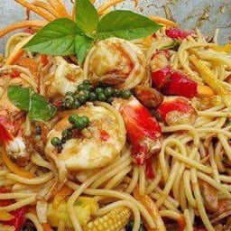 สปาเก็ตตี้ผัดขี้เมาทะเล