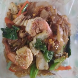 Seafood Pad See Ew