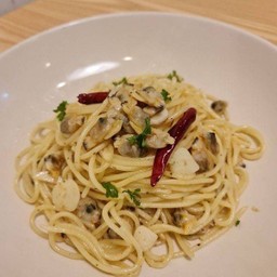 (ใหม่) สปาเกตตี้หอยลายผัดเนยกระเทียม