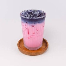 นมชมพูอัญชัน - pink milk with butterfly pea