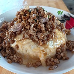 ข้าวไข่ขันหมูสับกระเทียม