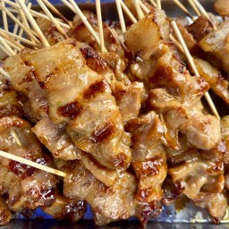 หมูปิ้งโบราณ  เฮียนนท์