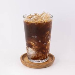 มะพร้าวอเมริกาโน - coconut juice with espresso shot