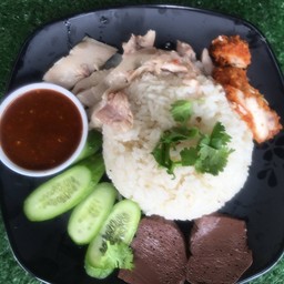 ข้าวมันไก่ต้ม