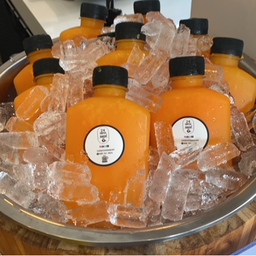 น้ำส้มสด