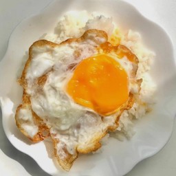 ข้าวไข่ดาว 2 ฟอง