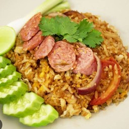 ข้าวผัดกุนเชียง