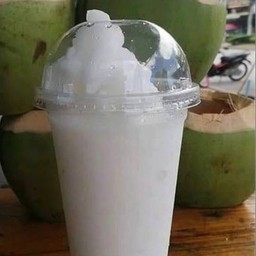มะพร้าวนมสดปั่น