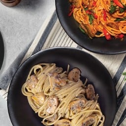 Pasta Station (สปาเก็ตตี้ฟิวชั่นไทยอิตาเลี่ยน) ถนนเพชรบุรีตัดใหม่