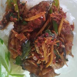 Spicy Stir Fried Catfish With Rice