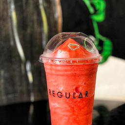 สตอเบอรี่สมูทตี้