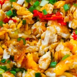 ข้าวไข่คั่วพริกเกลือ