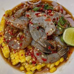 ยำข้าวโพดกุ้งสด