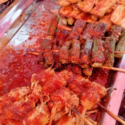 เอ้'หม่าล่าชาลิ้น