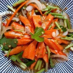 ยำปูอัด