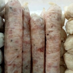 ลูกชิ้นทอดน้องเพลง