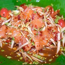 ตำแซลมอน