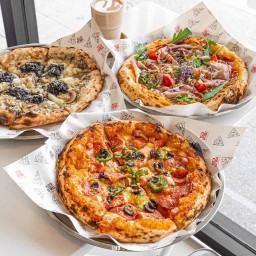 Pizza Damac  สาขา Food Truck  หน้าโรงเบียร์มิตรสัมพันธ์