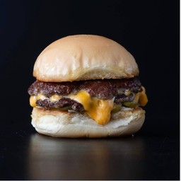 Steakburger เบอร์เกอร์ เนื้อแองกัส 2 ชั้น
