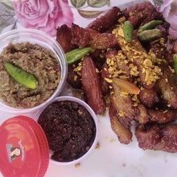 หมูพวงแดดเดียวทอด (พหลโยธิน 48)