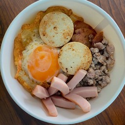 ข้าวไข่กระทะ