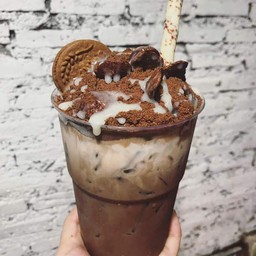 โอวัลตินภูเขาไฟ+โกโก้ครั้น+คุกกี้โอวัลติน