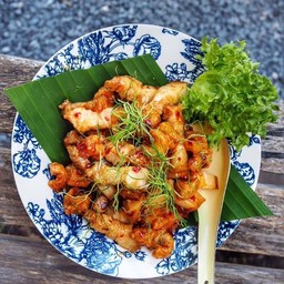 ผัดพริกแห้ง ก้บข้าว