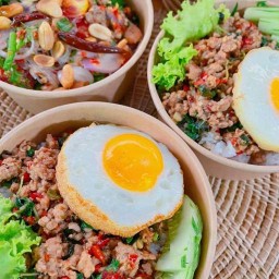 กะเพราติดปาก ต.น้ำรึม ต.น้ำรึม