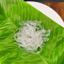 เส้นแก้ว