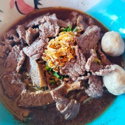 ก๋วยเตี๋ยวน้ำตกเนื้อเปื่อย ธรรมดา