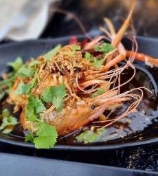 กุ้งราดซอสมะขาม