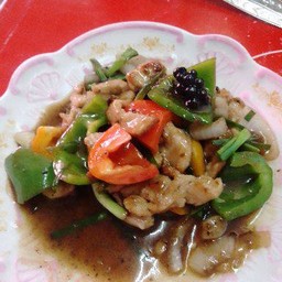 หมูผัดพริกไทยดำ