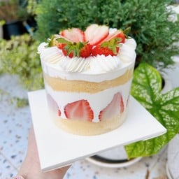 ครึ่งปอนด์ เค้กสตรอว์เบอร์รี่ช๊อตเค้ก ไม่สามารถเขียนหน้าได้