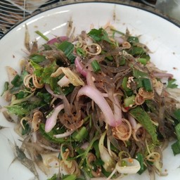 ยำกุ้งเต้น แบบสดๆ