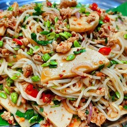 ยำหนมจีน หมูสับ+หมูยอ