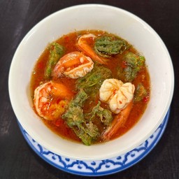 แกงส้มชะอมกุ้ง