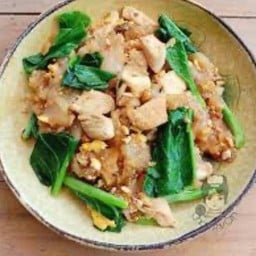 ผัดซีอิ้วหมู