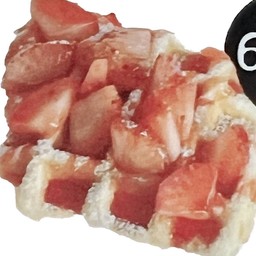 ครอฟเฟิลสตอเบอรี่ราดซอสสตอเบอรี่