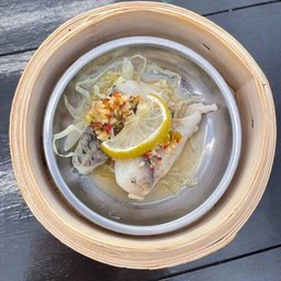 ปลากระพงนึ่งมะนาว