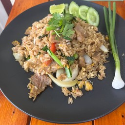 ครัวตาจ๊อด อาหารตามสั่ง