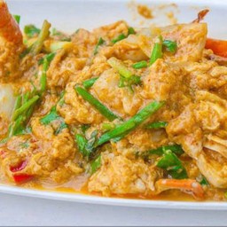 ผัดผงกะหรี่(ราดข้าว)