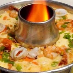 ไข่ตุ๋นทะเลหม้อไฟ