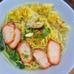 บะหมี่เกี๊ยวหมูแดง