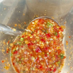 ติ๋มปลาหมึกกุ้งแซ่บ